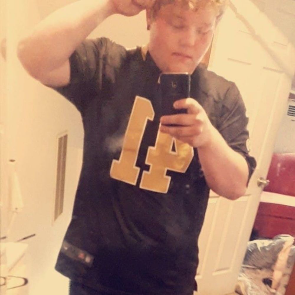 Meet your Posher, Justin